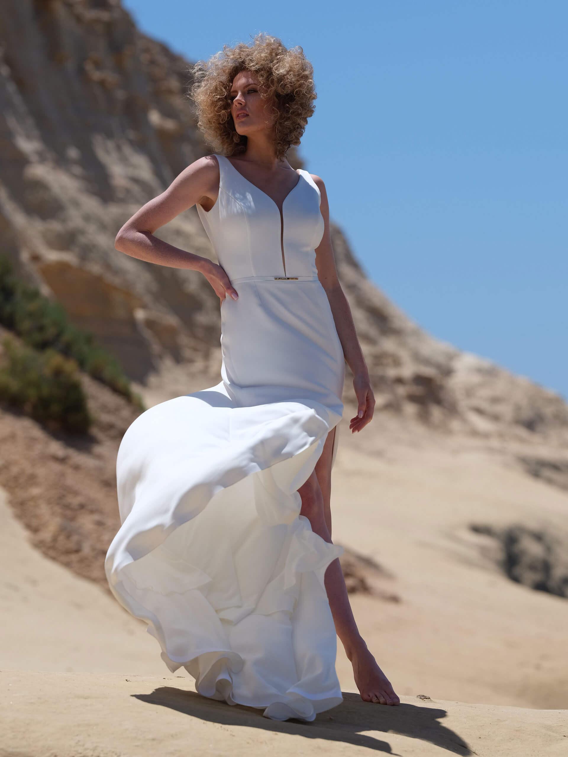 Wedding dress no. 6000 from the Andalusia Lilurose collection