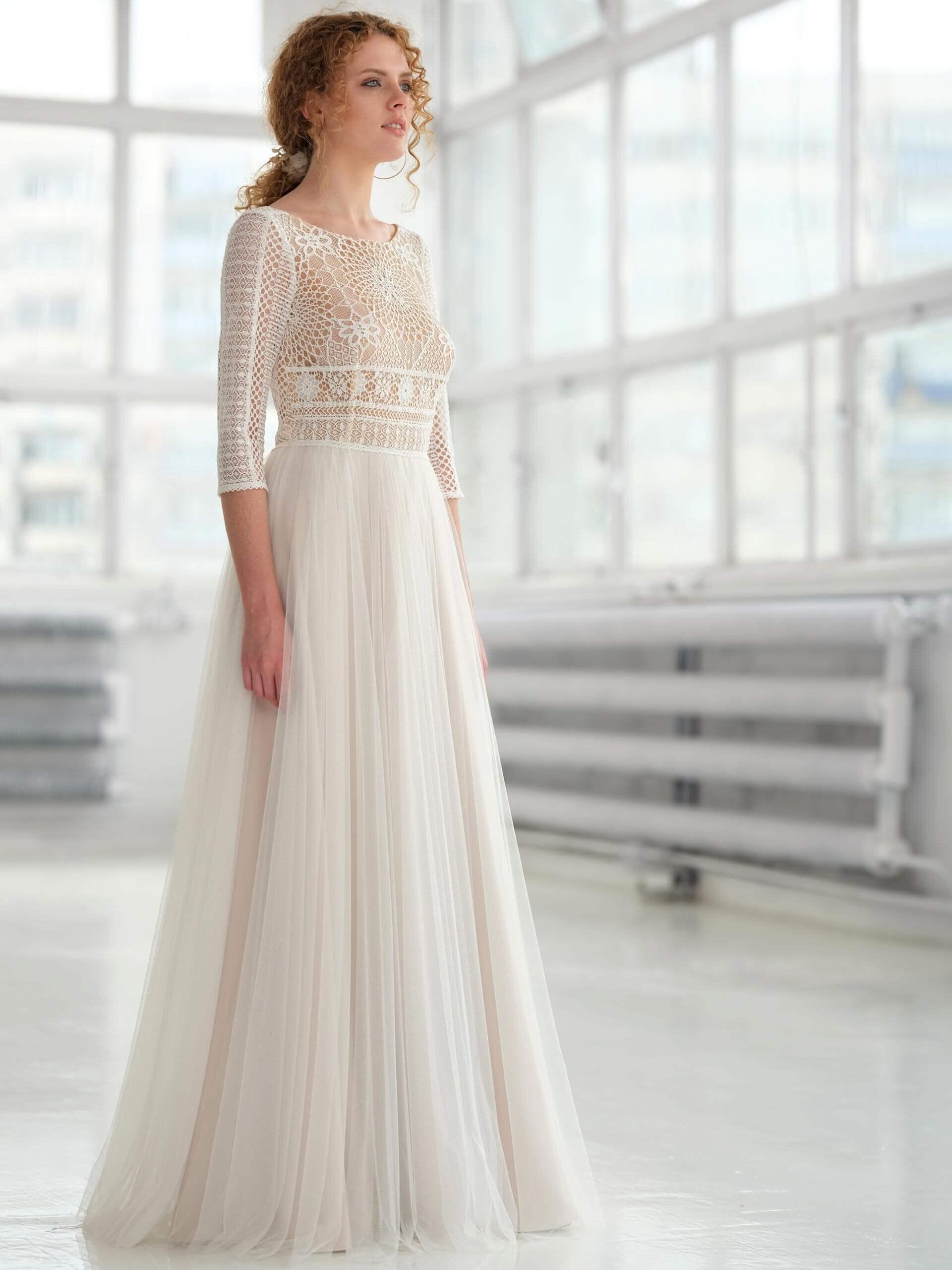 wedding dress no. 3010 from the Nature Lilurose collection